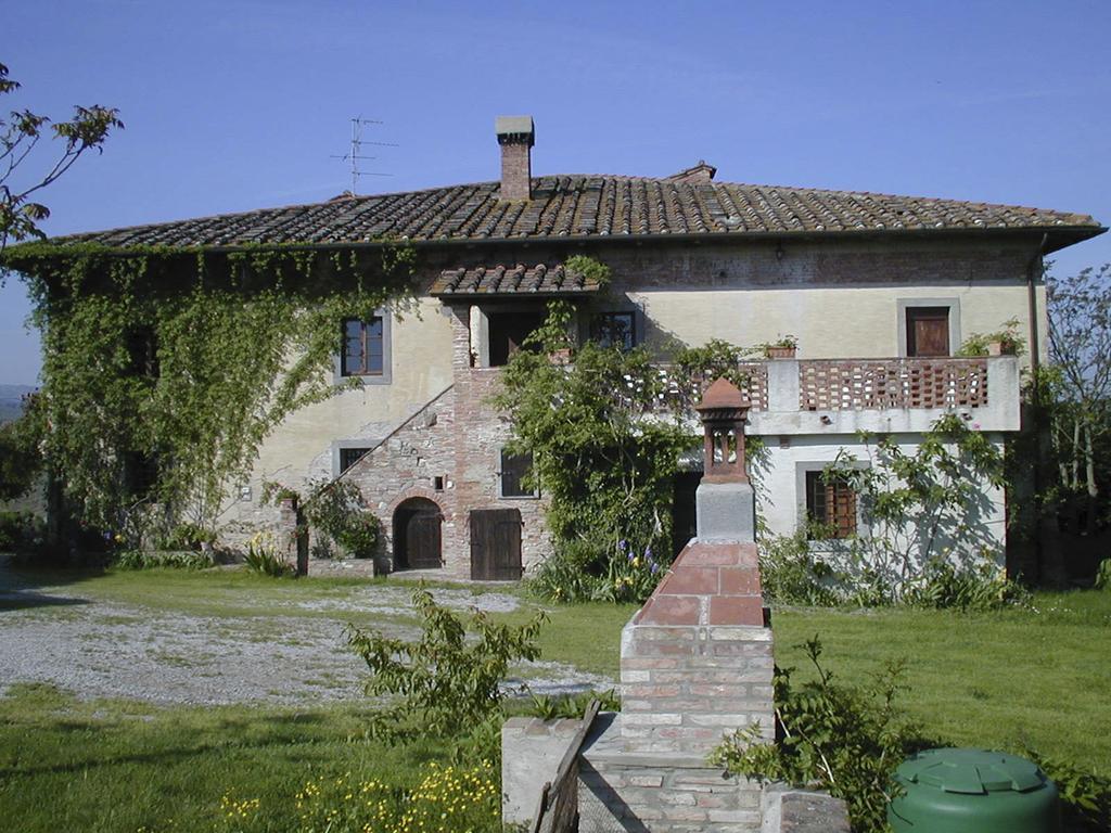 Agriturismo Poggio Ai Grilli กัมบาสซี แตร์เม ภายนอก รูปภาพ